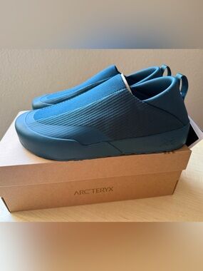 Arcteryx Kragg in Men’s 8.5, Brand new in box